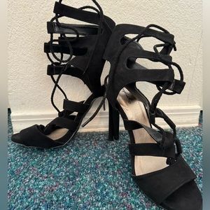 Beautiful lace up heels- black- size 9
